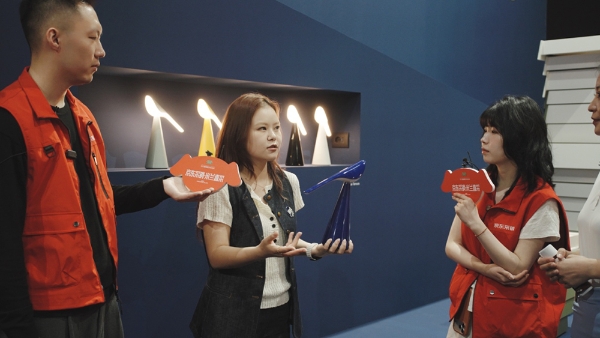 京东采销米兰直采直播圆满收官：万人“心愿单”点爆全球设计尖货 