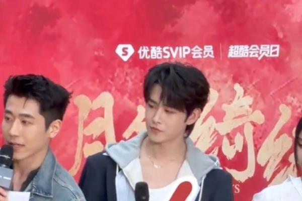 田嘉瑞、鞠婧祎带“娃”出镜～火速出圈 