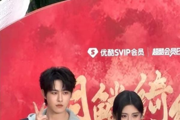 田嘉瑞、鞠婧祎带“娃”出镜～火速出圈 