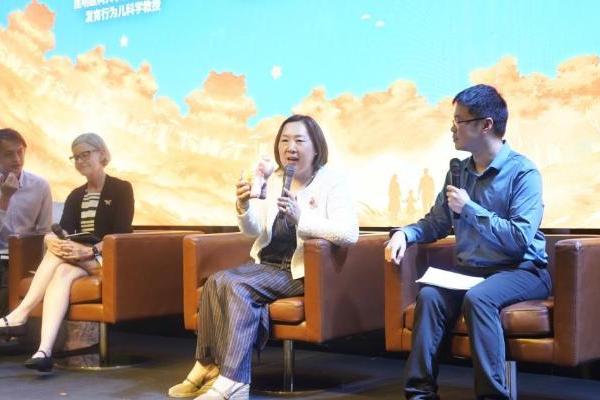 世界自闭症日丨不孤单的守护者！东方启音以专业全周期护航，点亮星宝成长之路 