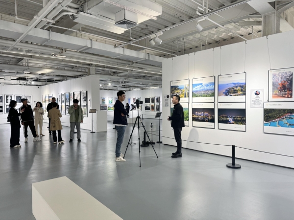 镜揽山河铸华章｜摄影记者陈初荣膺全国旅游摄影艺术展金奖 