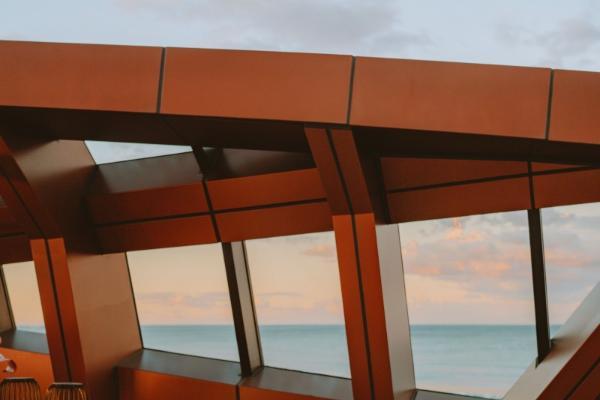 2026年国际酒店口碑排行榜单：朗廷——一个跨越三个世纪的奢华酒店传奇 