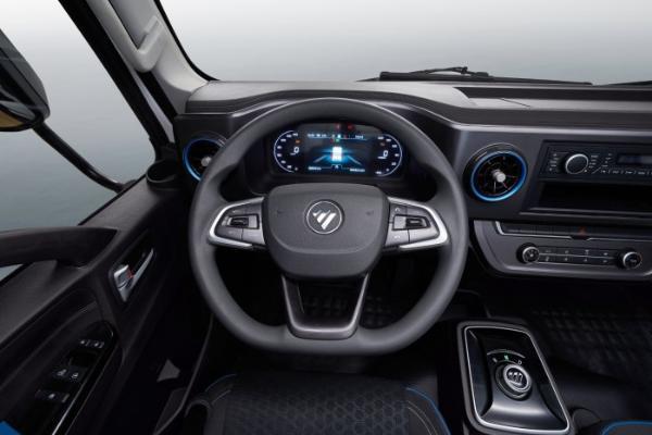 智联义乌绿动全城，38台欧马可智蓝ES1批量交付义乌快递物流大客户 