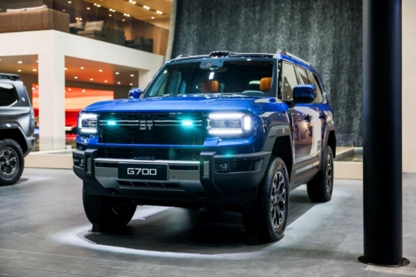 北京车展纵横G700全家族登场，原厂改装一步到位 