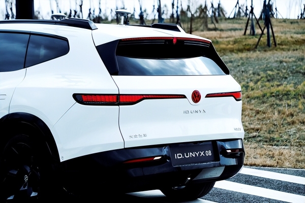 TÜV莱茵为大众安徽旗下与众 08车型颁发晕动舒缓认证证书 