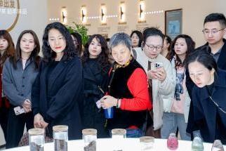 超柔安睡，智启新篇：罗莱携手“安睡体验官”，探访罗莱 智慧产业园  