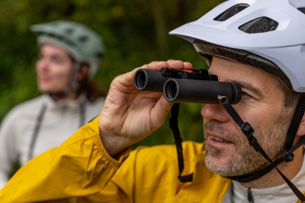 全新维度 典雅呈现 徕卡 Noctivid 便携式双筒望远镜系列 