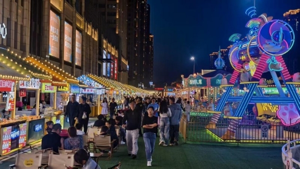 沈北兴顺夜市2026全新升级 东北首个“大明沉浸式夜集”盛装启幕 