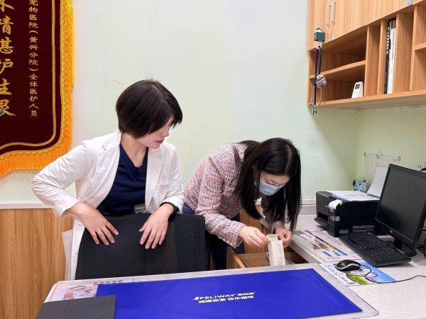 新瑞鹏集团旗下上海瑞鹏宠物医院转诊中心（黄兴分院）高分通过美国动物医院协会（AAHA）认证！ 