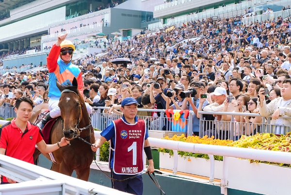 富卫香港连续八年冠名赞助 以“Celebrate living”精神推动香港盛事 