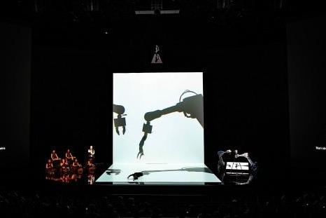 《澳门2049》亮相“可能世界档案”，美高梅用科技艺术展现文化远见 