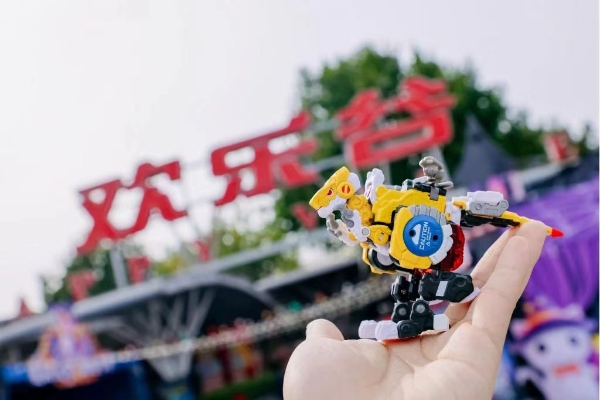 玉猴奖认证！52TOYS打造国创机甲与文旅创新融合范本  