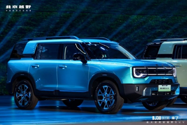 BJ40增程长续航版城的更城野的更野，北京越野×男篮跨界热血与硬核共鸣