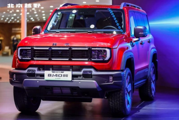 BJ40增程长续航版城的更城野的更野，北京越野×男篮跨界热血与硬核共鸣