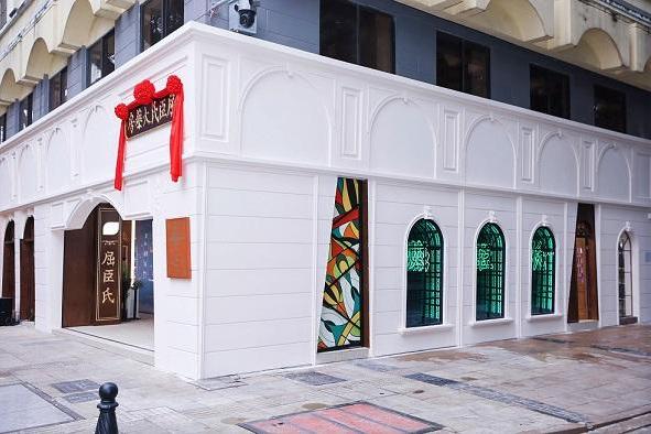 屈臣氏计划改造 1500 家门店：逆势布局折射什么行业新启示？ 