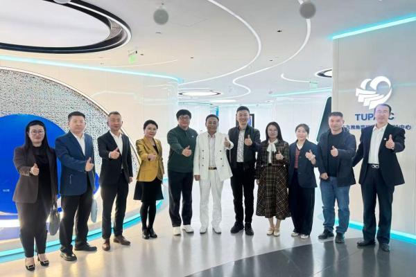 飞诺门阵和福耀科技共建产学研基地，与天九集团成立低空智能实验室 