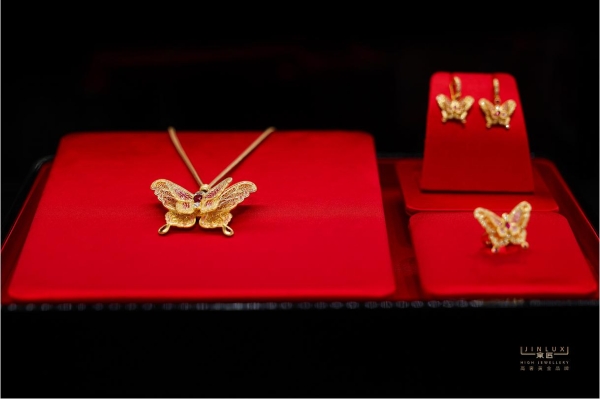 首店开业三天爆品售罄，本土高珠品牌展现强劲爆发力 