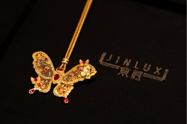 首店开业三天爆品售罄，本土高珠品牌展现强劲爆发力 