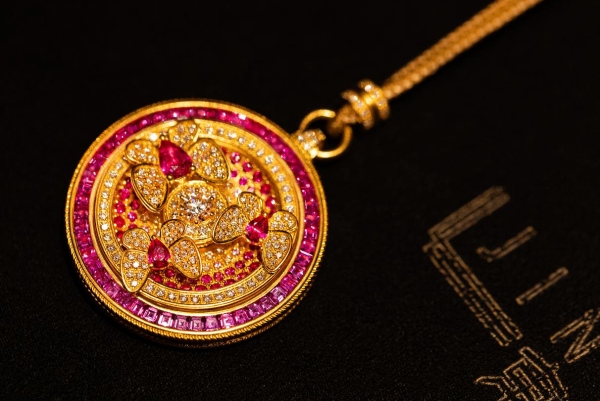 首店开业三天爆品售罄，本土高珠品牌展现强劲爆发力 