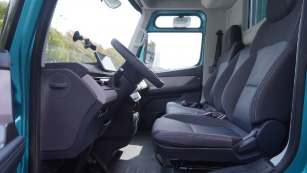 智汇津唐，纯电启程｜欧马可Z高端纯电轻卡赋能快递行业升级 