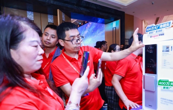 罗格朗联合樱花发布智能锁新品，提供更安全智能新体验 