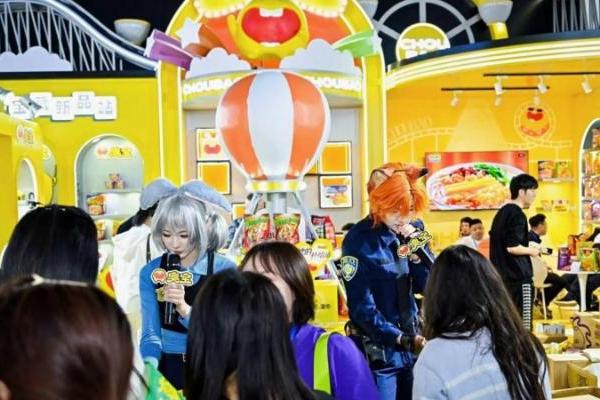 第114届糖酒会观察：情绪消费成新风口，臭宝抓住了消费者的心 