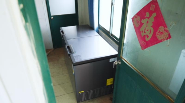 海尔鲜冻无霜冰柜入驻海拔4276米中科探珠穆朗玛基地 