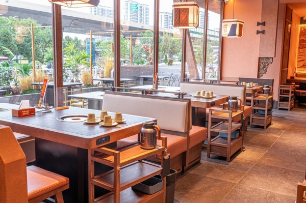 凭借“山城风+不改良”：徐升记斩获“2026年度特色火锅十大品牌” 