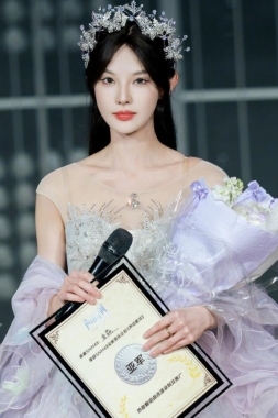 声动星河落幕，新生代升格：SNH48舞台迎来双重变奏 