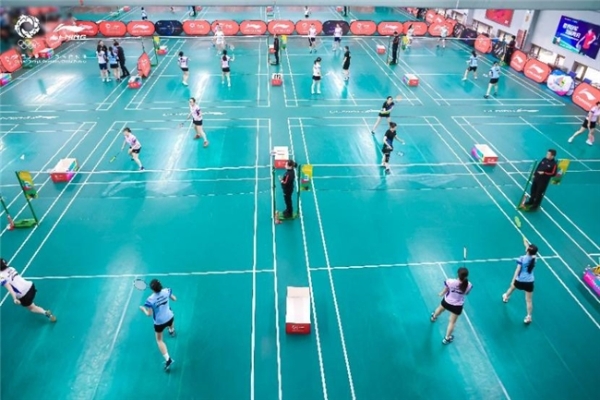 羽动长安 巾帼竞辉 2026李宁杯女子羽毛球公开邀请赛西安开赛 