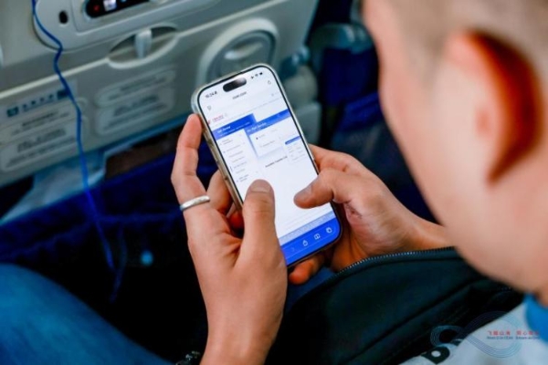 东航全球雇员“飞越山海”走读川渝，点赞中国民航新发展 