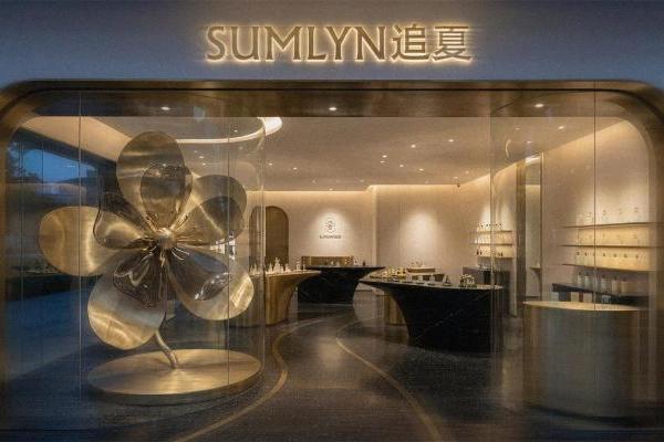 追夏｜以香调频，捕捉流动的嗅觉魅力