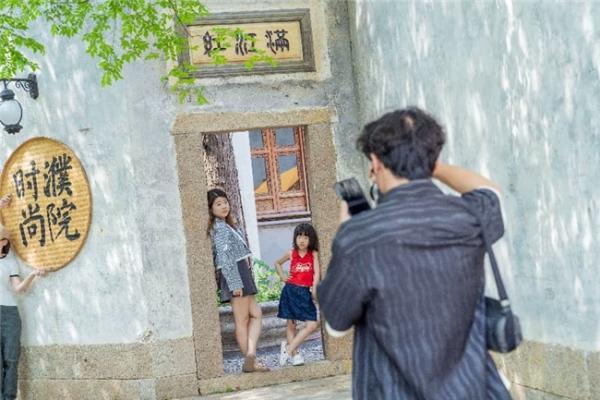 春假去哪儿？避开“审美洼地”，去江南古镇上一堂“流动美育课”