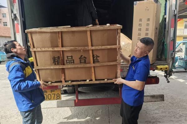 覆盖的温度：跨越山海而来，写下德邦承诺