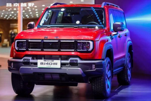 BJ40增程长续航版城的更城野的更野，北京越野×男篮跨界热血与硬核共鸣