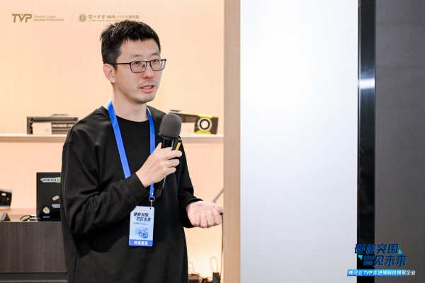 腾讯云TVP走进银河通用×NVIDIA×福田戴姆勒，解码AI驱动产业硬核突围之路 