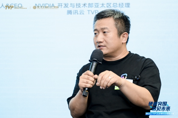 腾讯云TVP走进银河通用×NVIDIA×福田戴姆勒，解码AI驱动产业硬核突围之路 