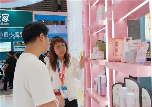 同仁堂舒缓轻柔修护霜荣获 2026美伊BEAUTY·年度功效臻选护肤类修护面霜大奖 