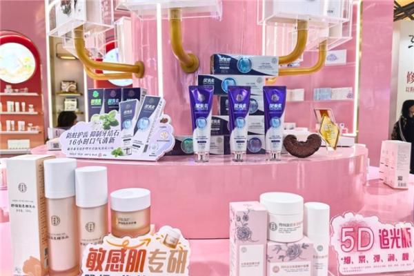 同仁堂舒缓轻柔修护霜荣获 2026美伊BEAUTY·年度功效臻选护肤类修护面霜大奖 