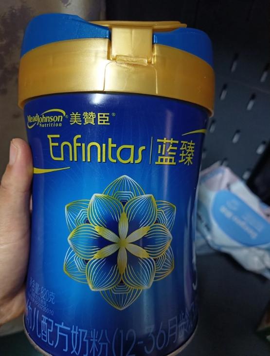 新生儿喝哪个牌子奶粉好？看完不再纠结选哪个 