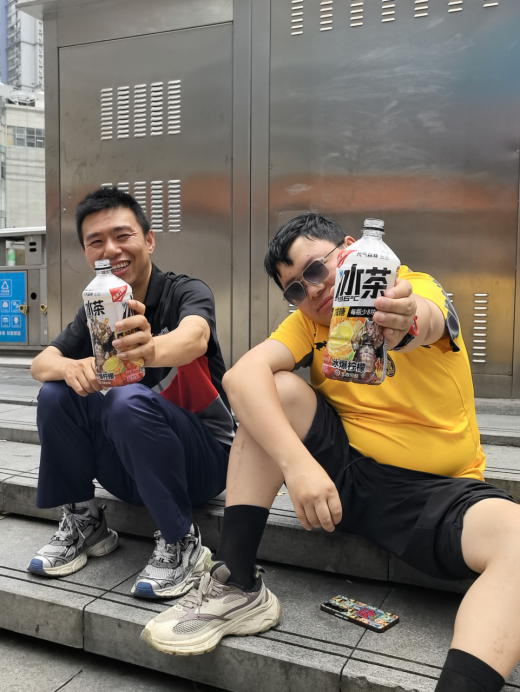 川渝高温有冰茶福利，其他火炉城市坐不住了：什么时候来我们这？ 