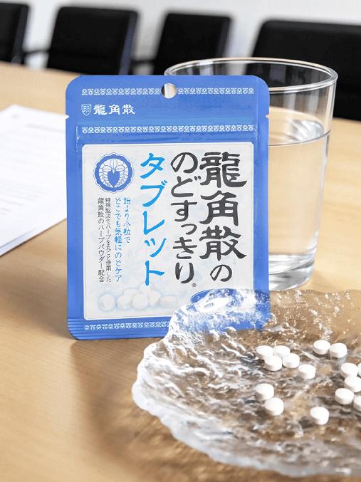 应对夏季空调房与高频用嗓双重挑战，龙角散薄荷味润喉产品成夏季润嗓优选 