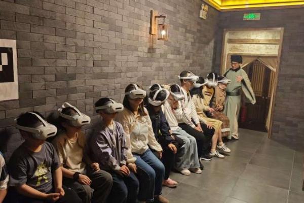  有哪些适合景区的VR项目？探局“VR大空间”行业里的差异化产品——“全感剧场” 