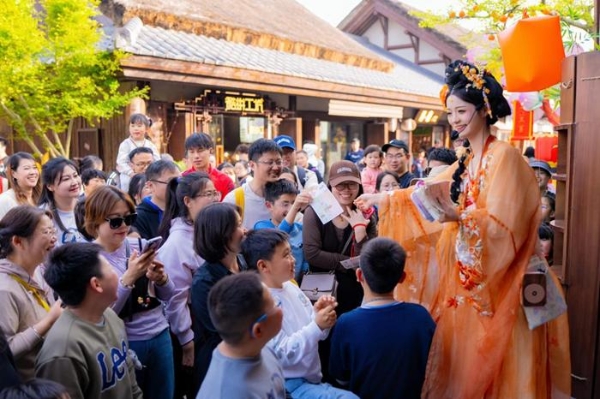 苏超赛事赋能文旅惠民 无锡拈花湾面向泰州市民推出免票活动