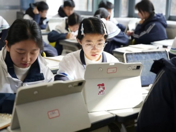 天立国际旗下启鸣达人登顶福布斯中国“人工智能技术突破企业”榜首 
