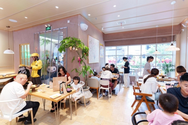 小林家披萨：不只做好一家店，更要做青年创业的“攀登梯” 