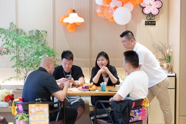 小林家披萨：不只做好一家店，更要做青年创业的“攀登梯” 