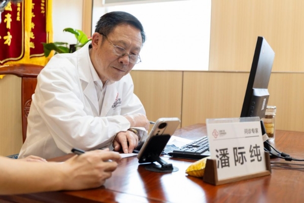 弘善庆堂潘际纯，专注脾胃病四十年的市级名中医 