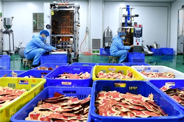 双轮并行，双向赋能｜从小批量贴牌到大批量定制， 九楚膏滋全程护航 