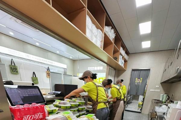东池便当加速拓店，中式米饭快餐赛道迎来连锁化提速 
